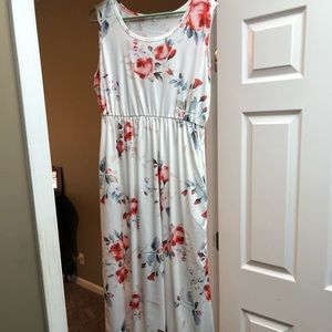 Maxi/maternity dress